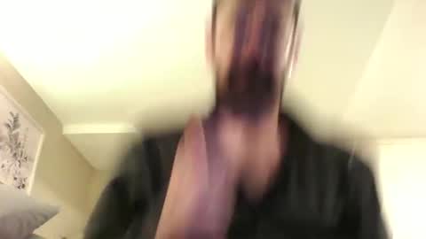 Snapshot of badtwister chatting on 01/04/25, 06:19 badtwister online show from 01/04/25, 06:19