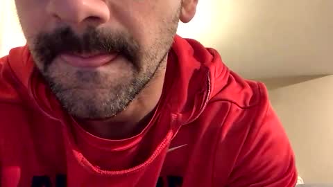 Snapshot of badtwister chatting on 12/21/25, 08:10 badtwister online show from 12/21/25, 08:10