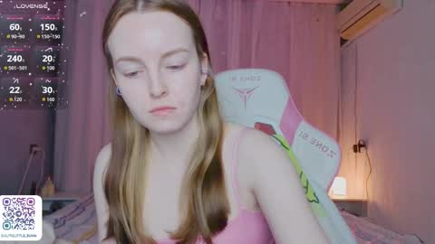 Snapshot of bae_cake_ chatting on 05/17/26, 05:09 Alice online show from 05/17/26, 05:09