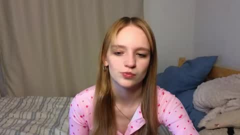 Kate online show from 04/25/26, 04:15