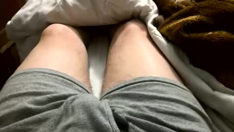 Snapshot of bagalan chatting on 11/15/25, 09:21 Carlos online show from 11/15/25, 09:21