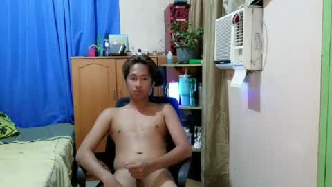 Snapshot of baggage00 chatting on 06/15/26, 11:34 baggage00 online show from 06/15/26, 11:34