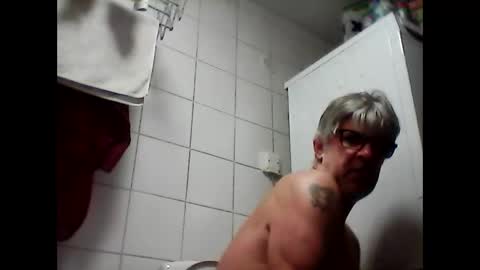 baggelina75 online show from 02/17/25, 04:31