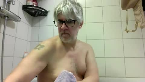 baggelina75 online show from 03/01/26, 01:57