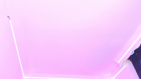 Snapshot of bahianawood chatting on 09/30/25, 04:01 bahianawood online show from 09/30/25, 04:01