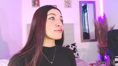 Snapshot of bahianawood chatting on 11/10/25, 03:33 bahianawood online show from 11/10/25, 03:33