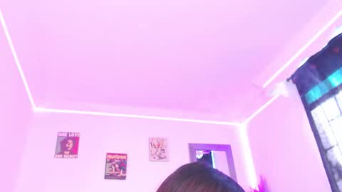 Snapshot of bahianawood chatting on 11/27/25, 01:13 bahianawood online show from 11/27/25, 01:13