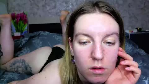 holly online show from 03/23/26, 03:38