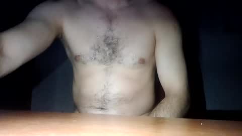 baiat_frumusel online show from 01/20/25, 09:43