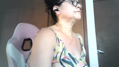 sandra online show from 08/03/26, 02:33