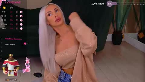 Snapshot of bailey_rush chatting on 09/17/25, 04:08 bailey_rush online show from 09/17/25, 04:08