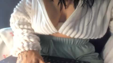 IM BAILEY online show from 11/10/25, 02:49