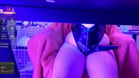 Bailey  online show from 02/20/26, 02:30