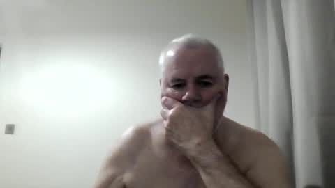 Snapshot of baker242 chatting on 02/07/26, 09:40 Baker242 online show from 02/07/26, 09:40