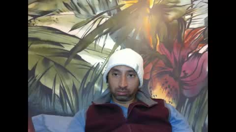 Snapshot of bakkis chatting on 10/02/25, 07:10 bakkis online show from 10/02/25, 07:10