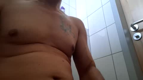 Snapshot of balatit74 chatting on 10/21/25, 10:16 Rod of Pleasure online show from 10/21/25, 10:16