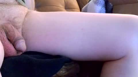 Snapshot of bald_boner chatting on 05/27/26, 05:54 bald_boner online show from 05/27/26, 05:54
