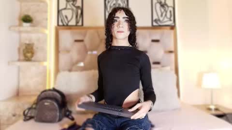 Snapshot of ballesteros_ chatting on 12/01/25, 03:55 ballesteros_ online show from 12/01/25, 03:55