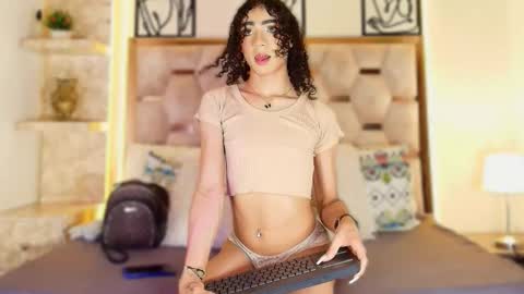 Snapshot of ballesteros_ chatting on 12/16/25, 03:00 ballesteros_ online show from 12/16/25, 03:00