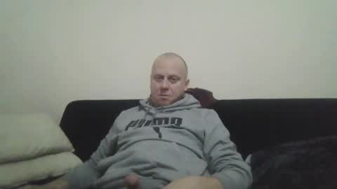 Snapshot of ballzrockwell chatting on 12/19/24, 04:13 ballzrockwell online show from 12/19/24, 04:13