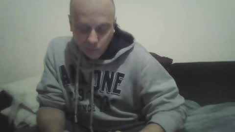 Snapshot of ballzrockwell chatting on 12/24/24, 11:00 ballzrockwell online show from 12/24/24, 11:00