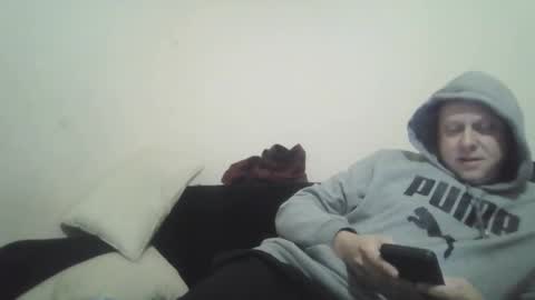 Snapshot of ballzrockwell chatting on 02/03/25, 02:58 ballzrockwell online show from 02/03/25, 02:58