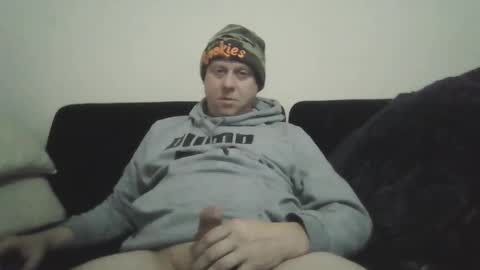 Snapshot of ballzrockwell chatting on 02/18/25, 06:37 ballzrockwell online show from 02/18/25, 06:37