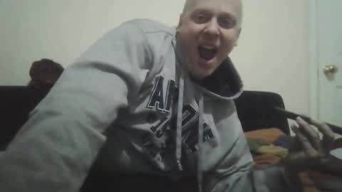 Snapshot of ballzrockwell chatting on 09/16/25, 03:18 ballzrockwell online show from 09/16/25, 03:18