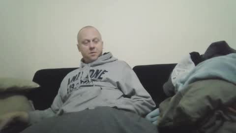 Snapshot of ballzrockwell chatting on 10/30/25, 03:46 ballzrockwell online show from 10/30/25, 03:46