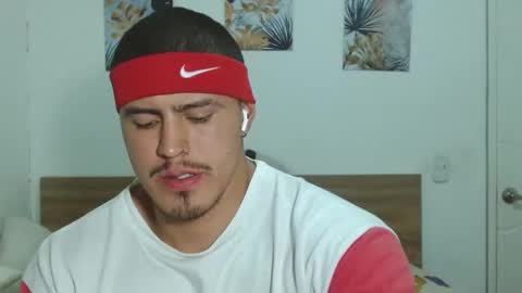 Andres -  online show from 02/05/25, 02:40