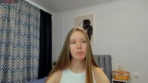 Kira online show from 02/08/25, 10:50