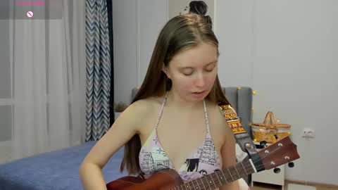 Kira online show from 02/14/25, 12:09