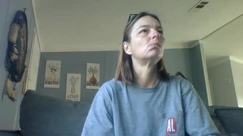 Snapshot of bamacpl80 chatting on 04/10/26, 12:32 bamacpl80 online show from 04/10/26, 12:32