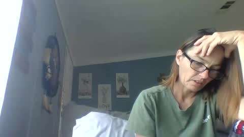 Snapshot of bamacpl80 chatting on 05/05/26, 05:32 bamacpl80 online show from 05/05/26, 05:32