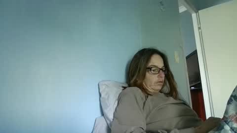 Snapshot of bamacpl80 chatting on 06/06/26, 12:32 bamacpl80 online show from 06/06/26, 12:32