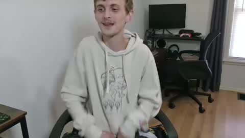 Snapshot of bambam1400 chatting on 10/08/25, 05:43 bambam1400 online show from 10/08/25, 05:43