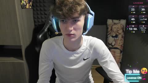 Snapshot of bambelbye chatting on 01/29/25, 11:46 Gaz online show from 01/29/25, 11:46