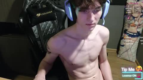 Snapshot of bambelbye chatting on 02/08/25, 07:27 Gaz online show from 02/08/25, 07:27