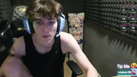 Snapshot of bambelbye chatting on 02/28/25, 07:56 Gaz online show from 02/28/25, 07:56