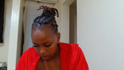 Snapshot of bambi_e chatting on 03/07/26, 09:23 bambi_e online show from 03/07/26, 09:23