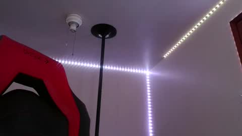 bambiboo8113 online show from 02/10/25, 07:47