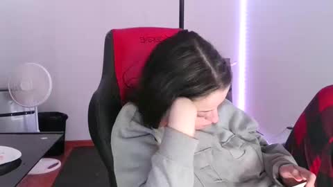 bambiboo8113 online show from 02/20/25, 11:43