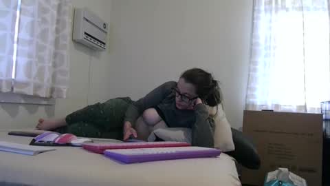 Snapshot of bambiboo8113 chatting on 11/25/25, 07:36 bambiboo8113 online show from 11/25/25, 07:36