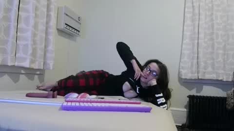 Snapshot of bambiboo8113 chatting on 11/29/25, 10:46 bambiboo8113 online show from 11/29/25, 10:46