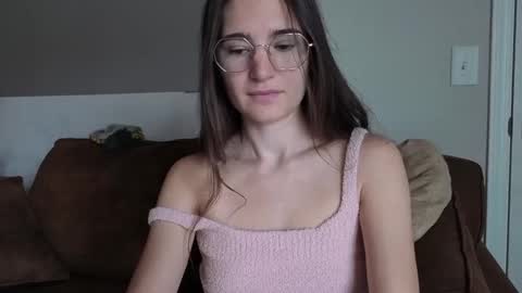 Snapshot of bambifarrina chatting on 03/06/26, 07:10 bambifarrina online show from 03/06/26, 07:10