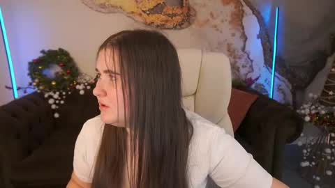 Snapshot of bambiliii chatting on 12/27/24, 09:50 Bambi online show from 12/27/24, 09:50