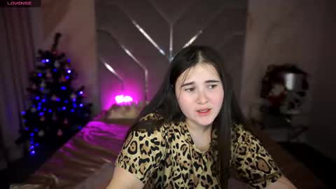 Snapshot of bambiliii chatting on 01/18/25, 09:13 Bambi online show from 01/18/25, 09:13