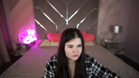 Snapshot of bambiliii chatting on 02/04/25, 09:10 Bambi online show from 02/04/25, 09:10