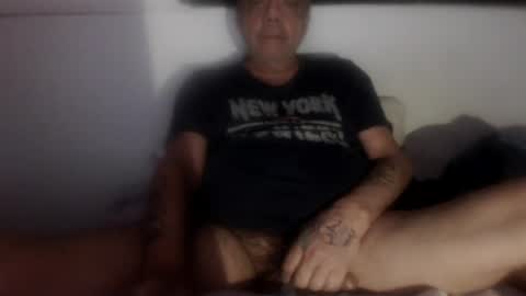 Snapshot of bambino6060 chatting on 07/21/26, 07:54 bambino6060 online show from 07/21/26, 07:54