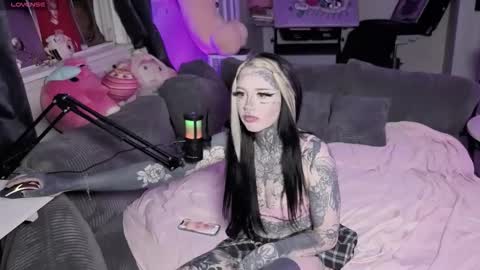 Snapshot of bambitatted chatting on 04/06/26, 12:19 bambitatted online show from 04/06/26, 12:19